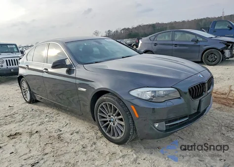 2013 BMW 535 Xi z USA, uszkodzony, nr VIN WBAFU7C51DDU77417